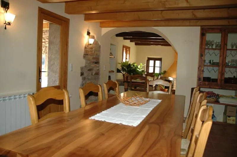 Casa Con Piscina Y Vistas A Montana - Cal Solsona Vendégház La Baronia de Rialb 0*,  Spanyolország